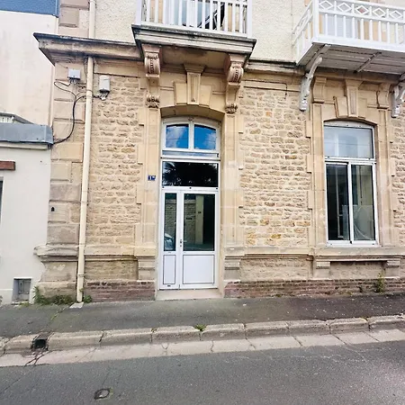 Whale Loft Апартаменты