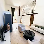 Whale Loft Apartment *