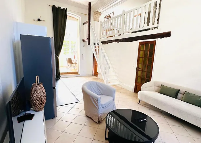 Whale Loft Apartment *